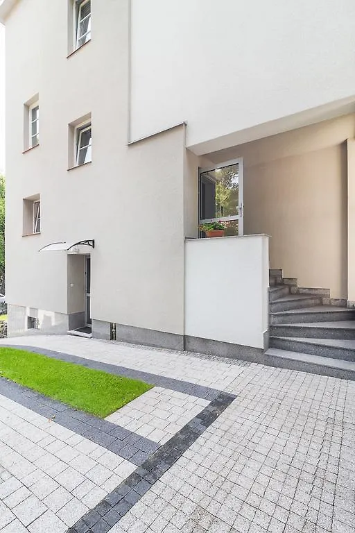Costa Apartments Zoppot 0*,